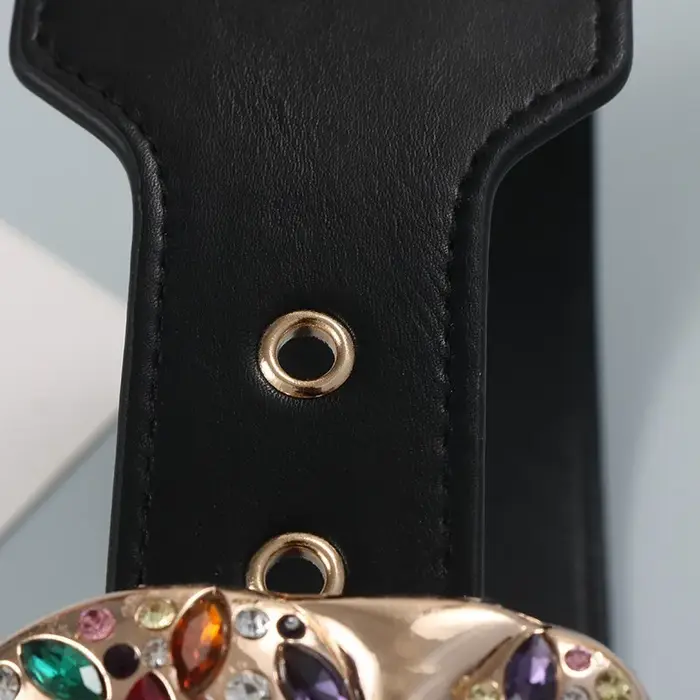 Ceinture large en cuir de luxe