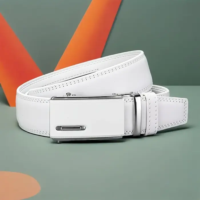 Ceinture en cuir pour homme avec boucle automatique en alliage de style racing, cadeau idéal pour une tenue professionnelle, parfait pour la fête des pères ou un anniversaire