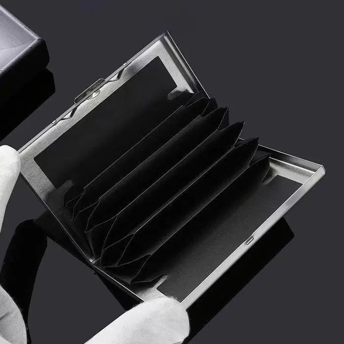 Porte-cartes anti-magnétique en aluminium pour hommes et femmes