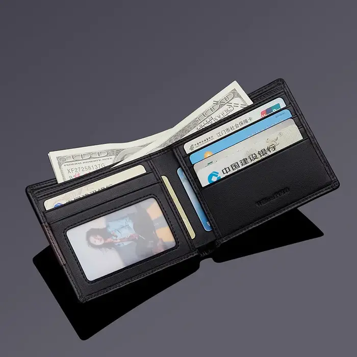 Portefeuille court et authentique pour hommes