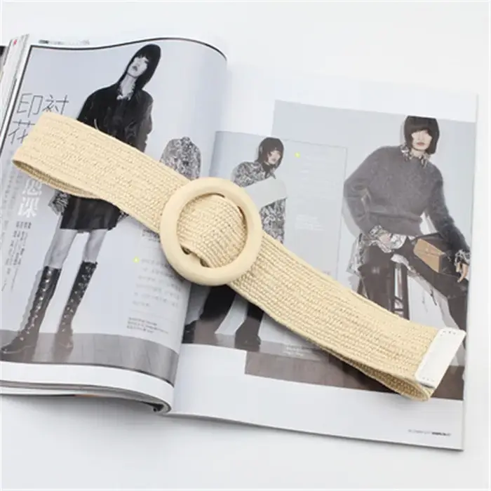 Ceinture tressée élastique bohème avec boucle en bois pour femmes