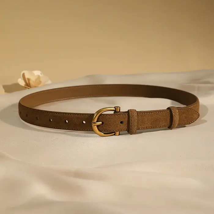 Ceinture en daim de luxe pour femmes
