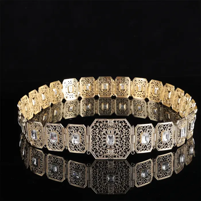 Une luxueuse ceinture pour femme en alliage