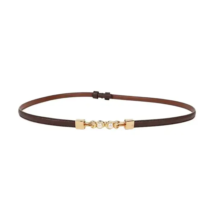 Ceinture fine polyvalente et sophistiquée pour femme avec boucle