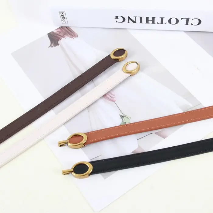 Ceinture pour femme rétro à la mode avec chaîne et perles, ceinture décorative polyvalente pour manteaux et robes, boucle en métal, ceinture en cuir fine pour femme