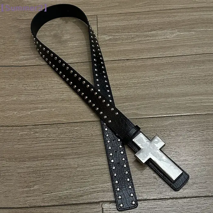 【Xia2】Ceinture Punk à Clous Croisés pour Hommes et Femmes, Ceinture en Cuir Gothique à Rivets, Ceint