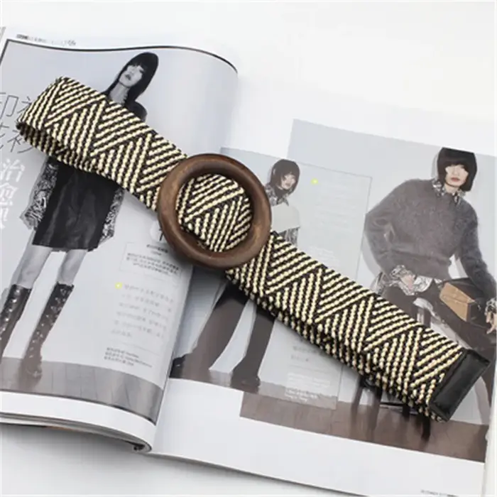Ceinture tressée élastique bohème avec boucle en bois pour femmes