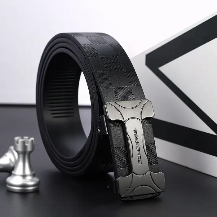 Ceinture d'affaires élégante pour homme avec boucle automatique en métal, design durable pour un usage quotidien, choix de cadeau idéal