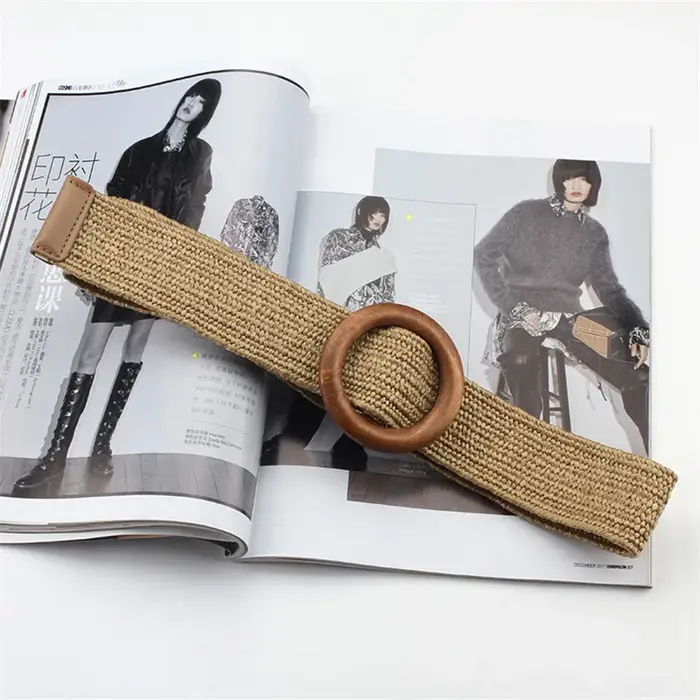 Ceinture tressée élastique bohème avec boucle en bois pour femmes