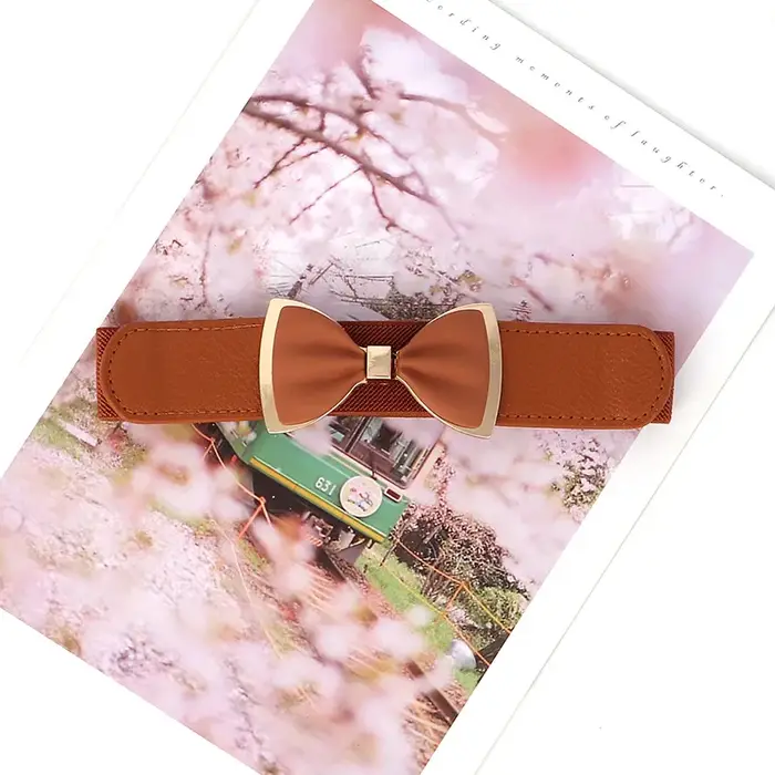 Ceinture à nœud 3D minimaliste de style français