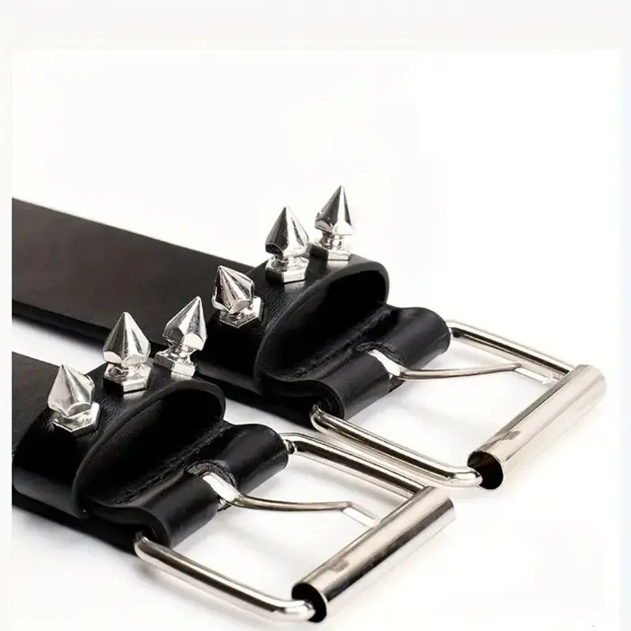Ceinture rétro à rivets