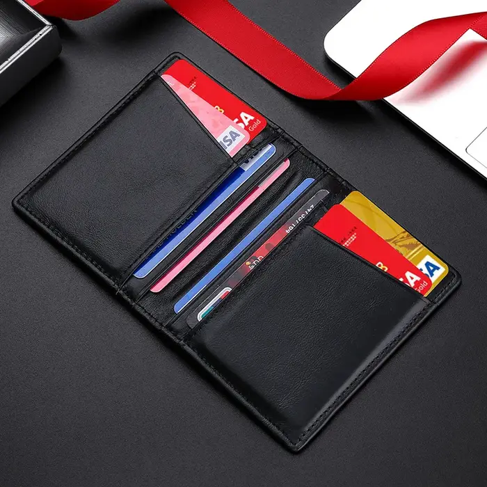 Porte-cartes en cuir véritable avec nom personnalisable pour hommes et femmes