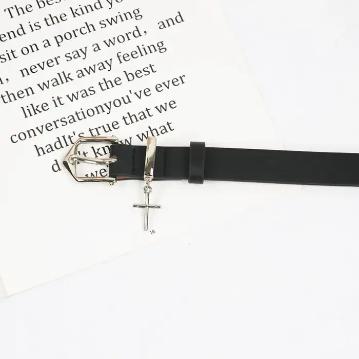 Ceinture à boucle minimaliste de style coréen
