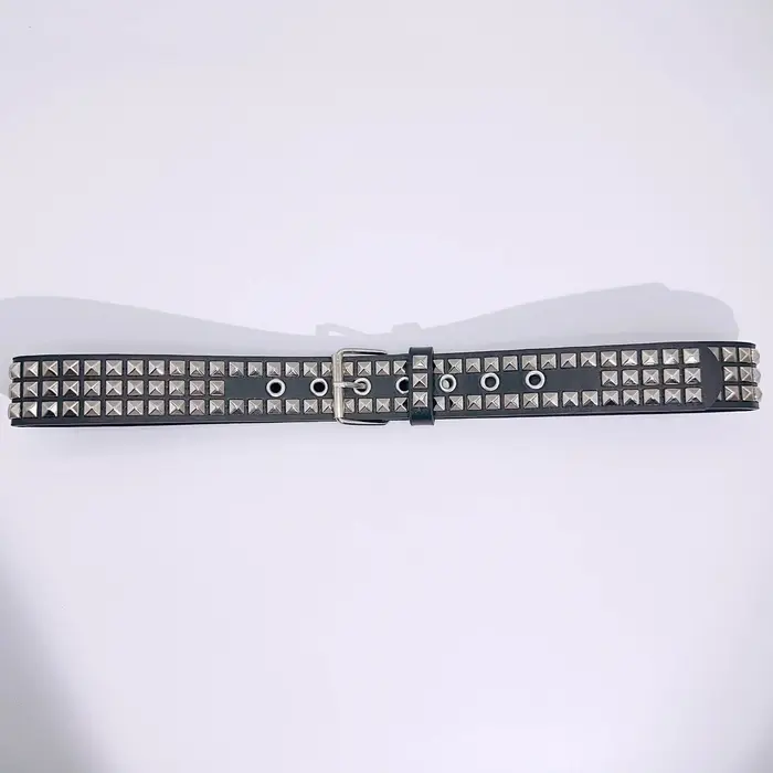 Ceinture carrée à rivets européens et américains, ceinture en métal à pyramides, ceinture polyvalent