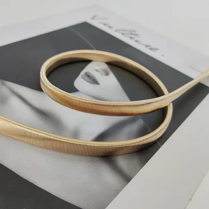 Ceinture à chaîne dorée pour femmes