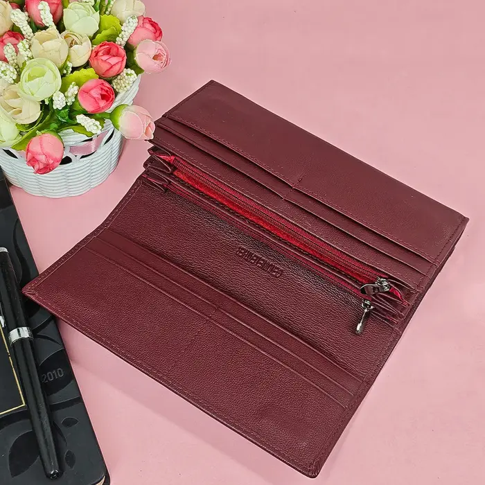 Portefeuille de luxe en cuir rouge vin pour femme – Slim Long à deux volets avec 8 emplacements pour cartes