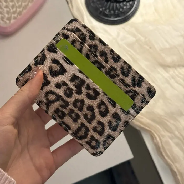 Porte-cartes imprimé léopard pour femmes