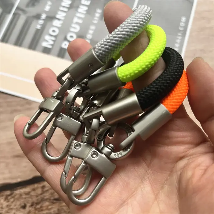 Porte-clés lanière en métal lourd