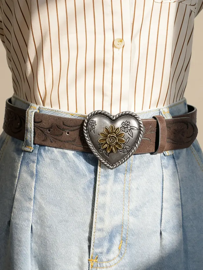 Ceinture à boucle en métal en forme de cœur et de fleur pour femmes