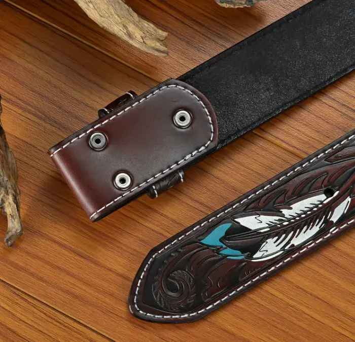 Ceinture en cuir faite à la main - Design rétro à motif de plumes en relief