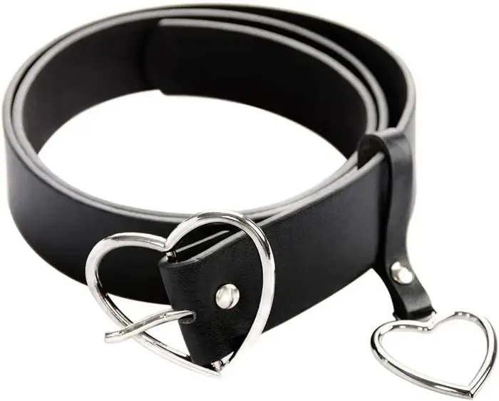 Ceinture à boucle en forme de cœur