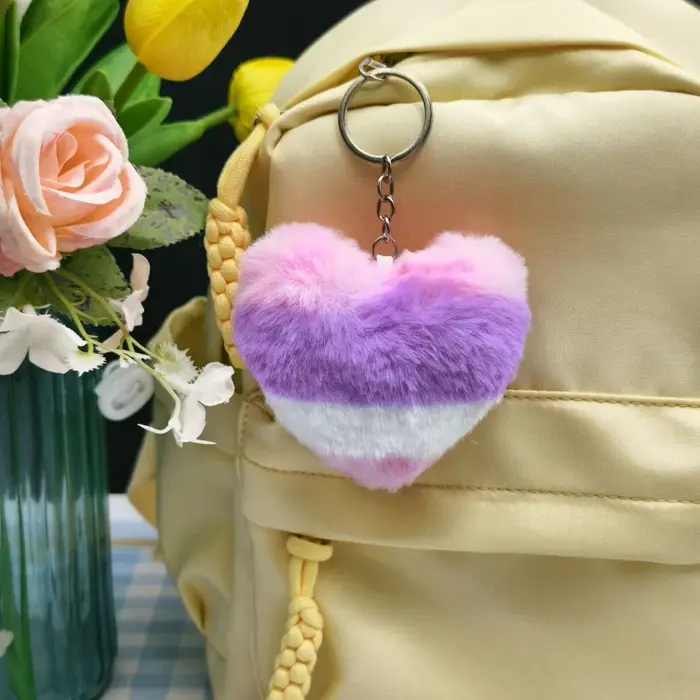 Porte-clés en peluche en forme de cœur arc-en-ciel mignon et personnalisé