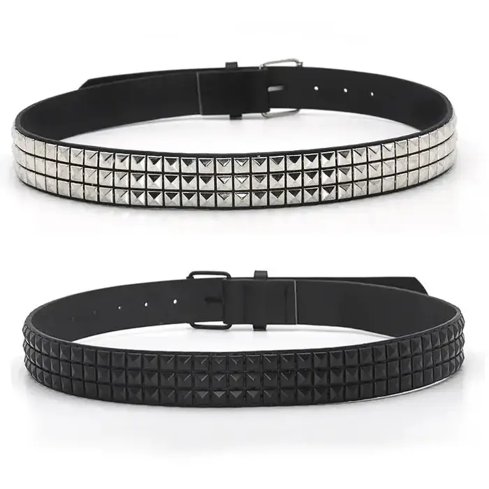 Ceinture punk cloutée pyramide